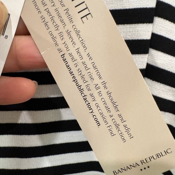 BNWT Banana Republic Black and White Striped Sleeveless dress size 4P $100 - Picture 6 of 8
